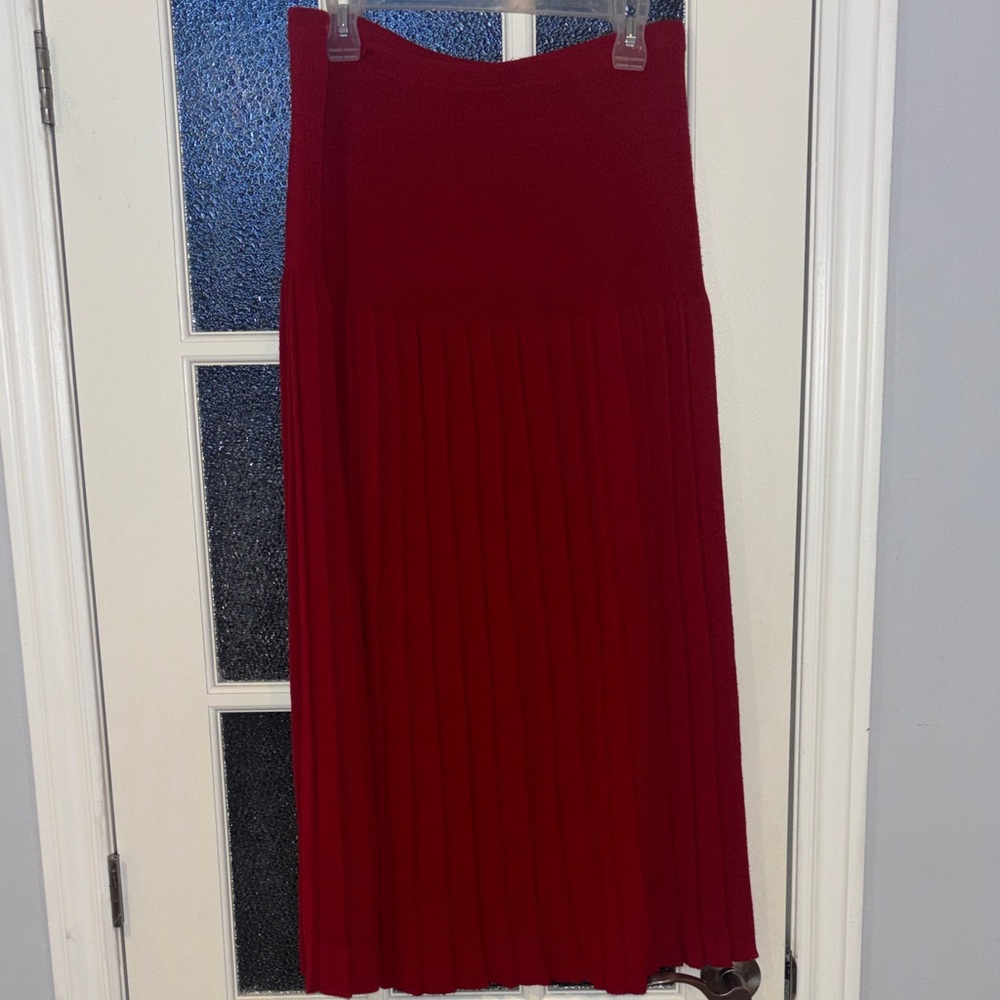Gloria Vanderbilt Vibrant Red Midi Knit Skirt